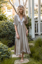 Load image into Gallery viewer, Morgan Midi dress